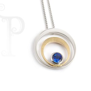 18k White and Yellow Gold Tanzanite Circle Necklace