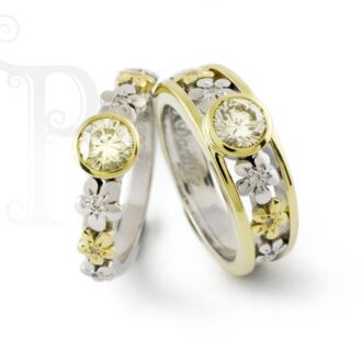 18k White and Yellow Gold Diamond Daisy Rings