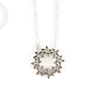 Oxi-Daisy Circle of Life Pendant