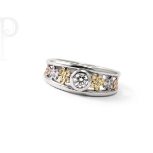 9k White, Yellow and Rose Gold Daisy Diamond Ring