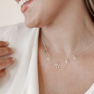 Silver 5-Daisy Charm Necklace