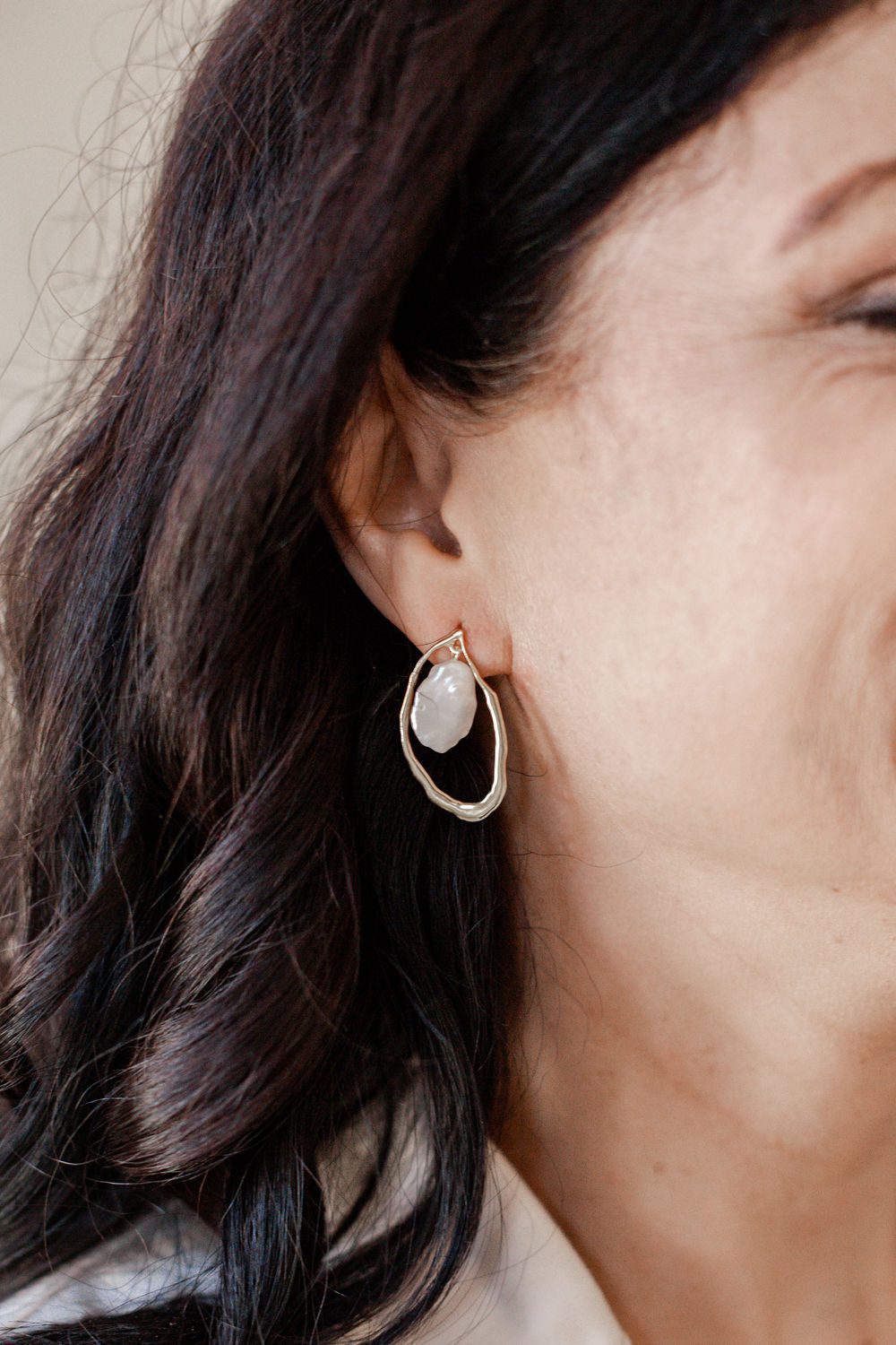 Stylish Organic Freshwater Baroque Pearl Earrings