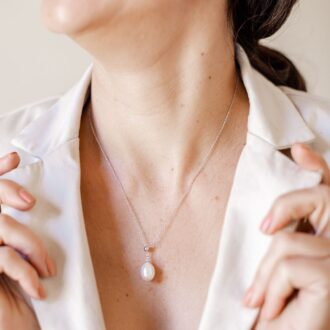 Elegant Adjustable Freshwater Pearl Drop Necklace